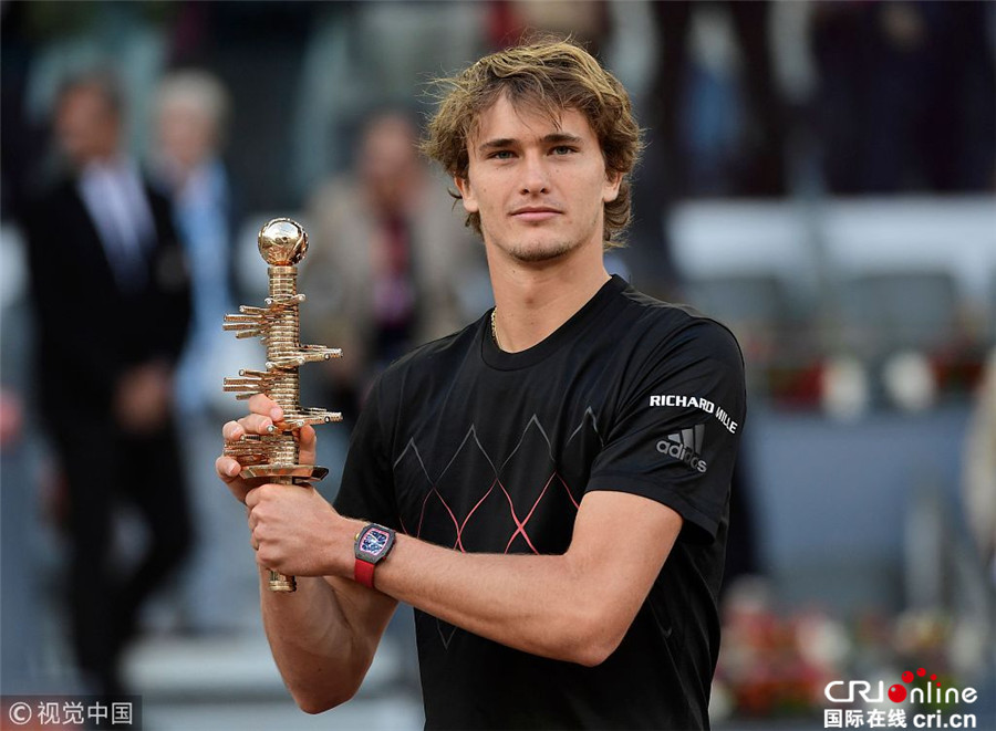 员展现出不 员展现出不